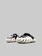 Shock-absorbing & non-slip clogs